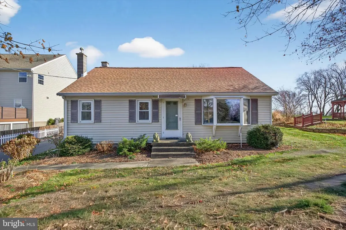 319 Druid Hill Rd, Lancaster, PA 17601 - Image #1