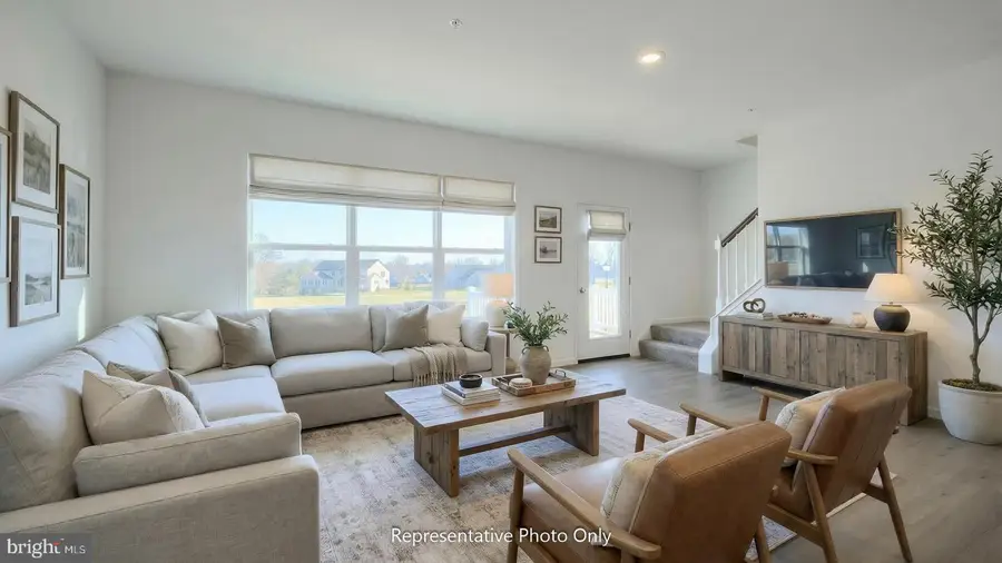 44 N Conifer Dr, Elizabethtown, PA 17022 - #2