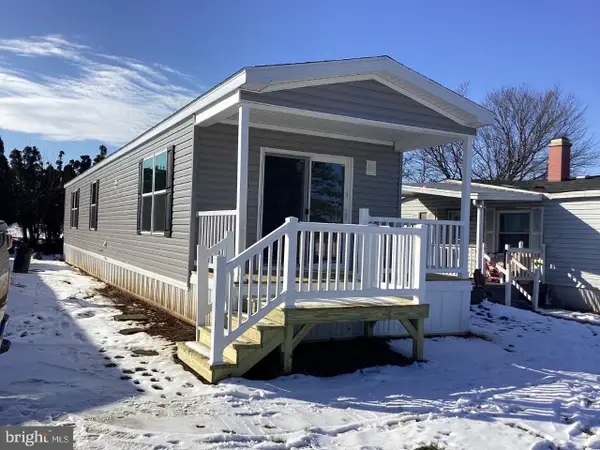 7 Deanne Cir, EPHRATA, PA 17522