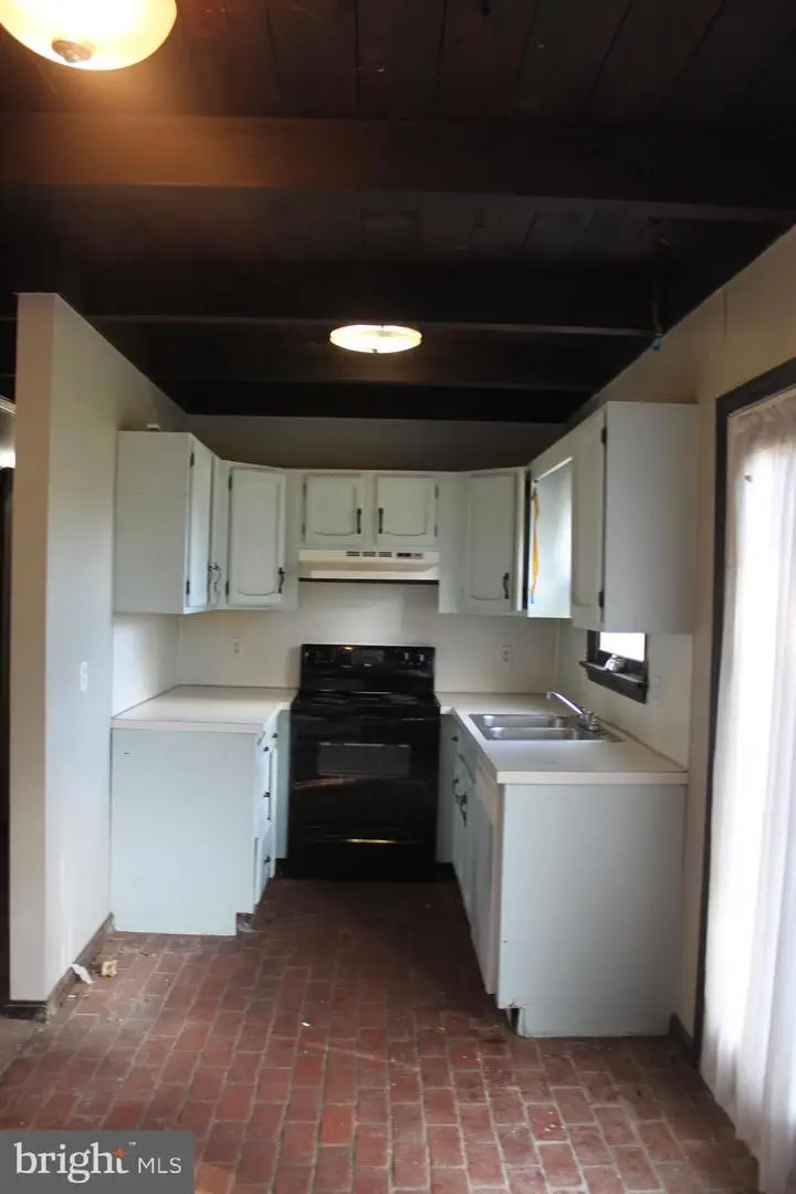 2655 Hemlock Dr, Columbia, PA 17512 - Image #3