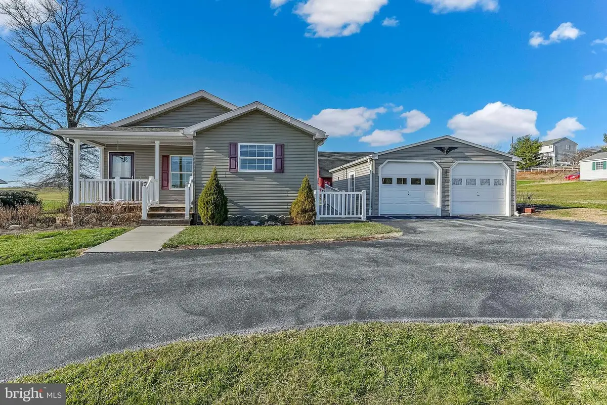 936 Gap Rd, Kinzers, PA 17535 - Image #1