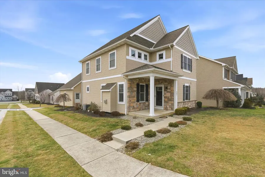 664 Richmond Dr, Lancaster, PA 17601 - Image #2