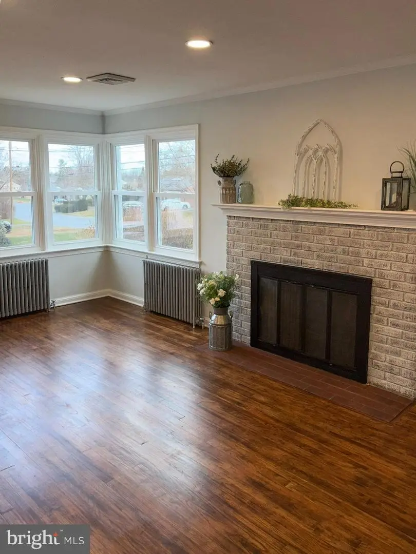 266 Redwood Dr, Lancaster, PA 17603 - Image #3