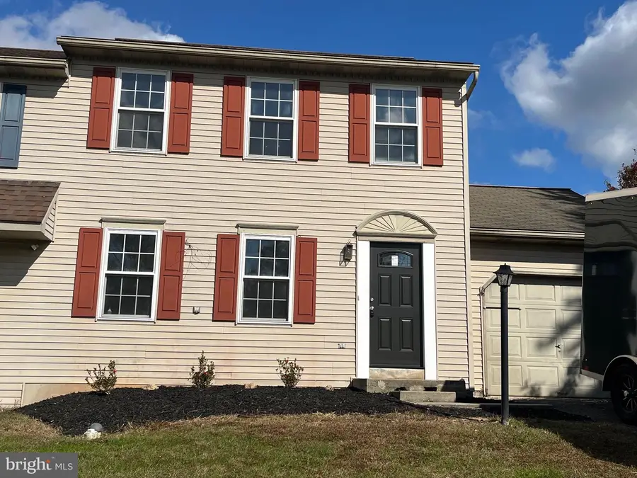 407 Groffdale Rd, Quarryville, PA 17566 - Image #2