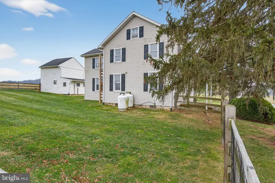 719 Marticville Rd, Pequea, PA 17565 - Image #2