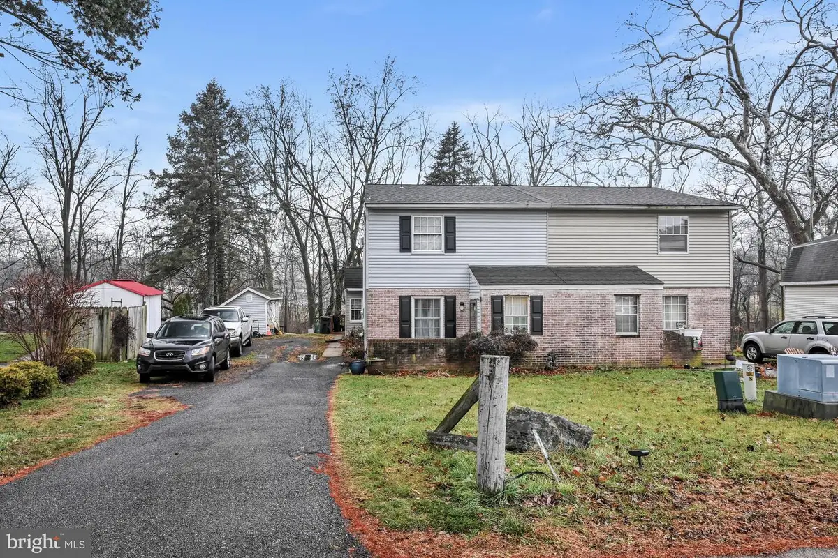 546 Creekside Ln, Mount Joy, PA 17552 - Image #1