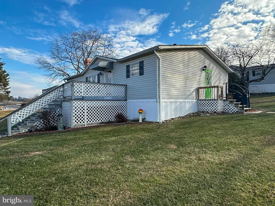 815 Circle Dr, Gap, PA 17527 - Image #3