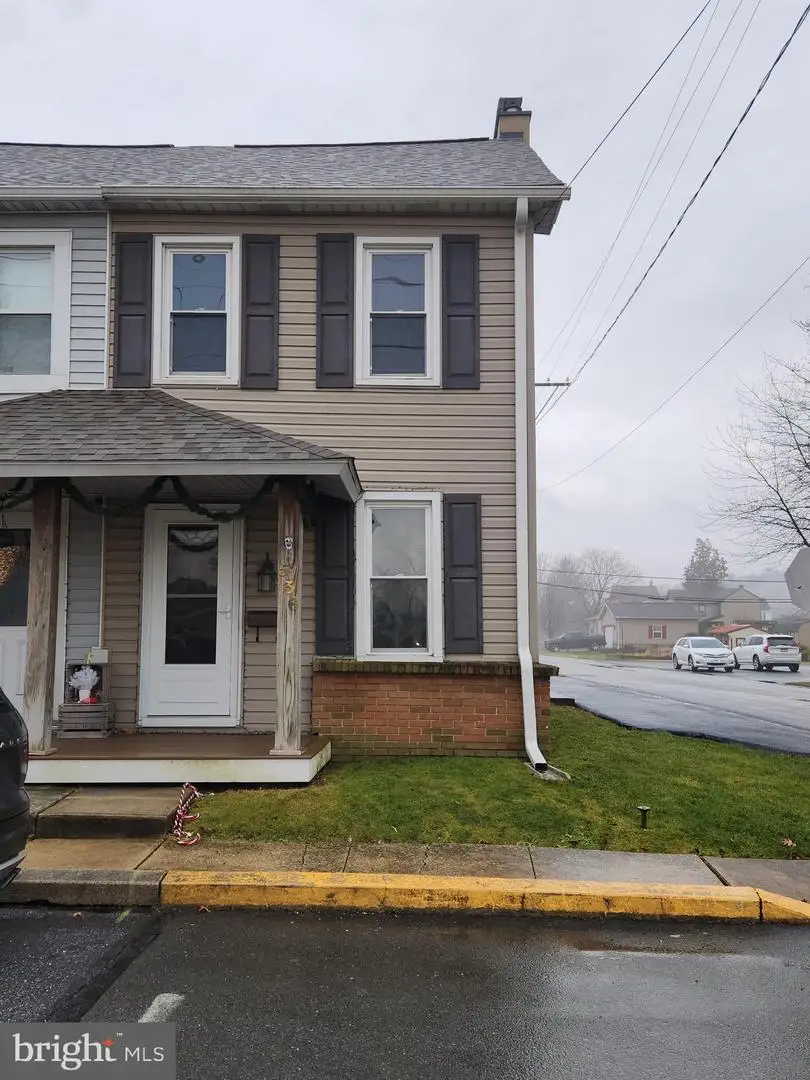 536 Essex St, Marietta, PA 17547 - Image #2