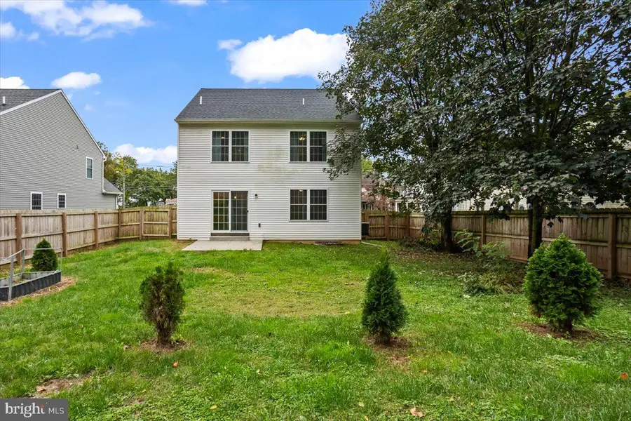 205 E Main St, Brownstown, PA 17508 - Image #2