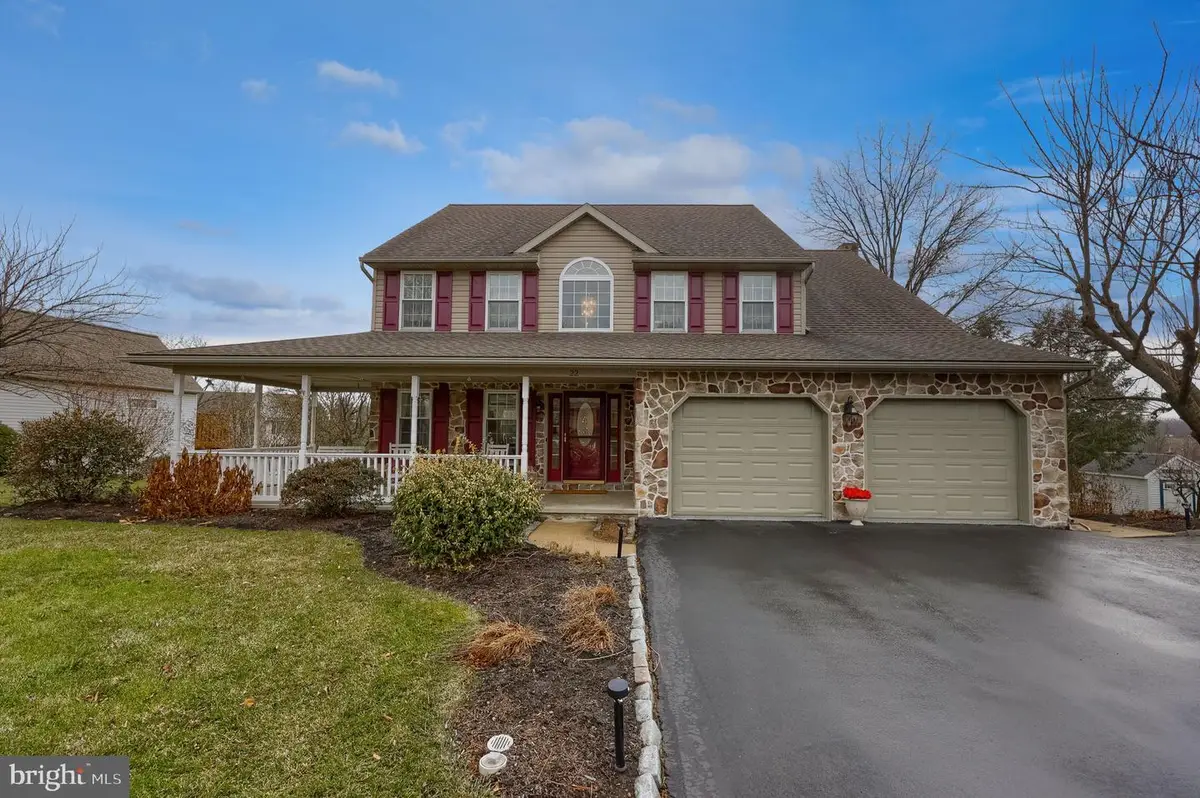 22 Royal Dr, Lititz, PA 17543 - Image #1