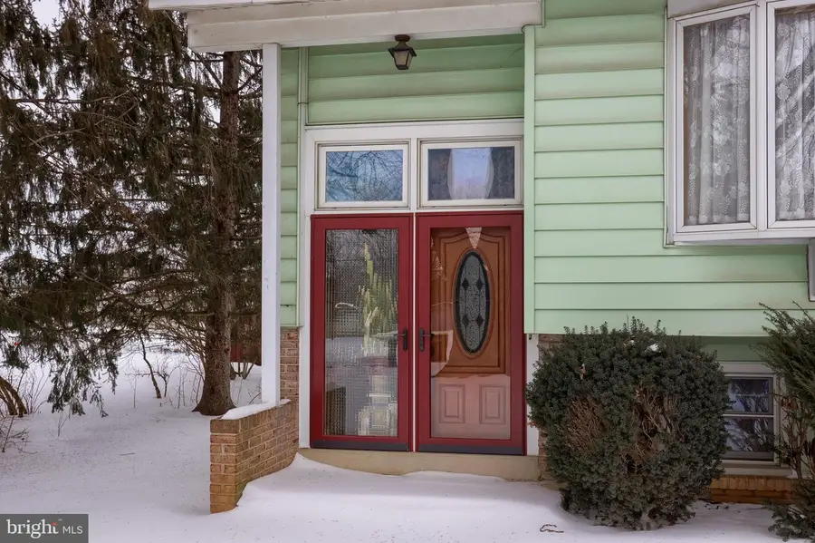 509 Oak Grove Dr, Lancaster, PA 17601 - #3