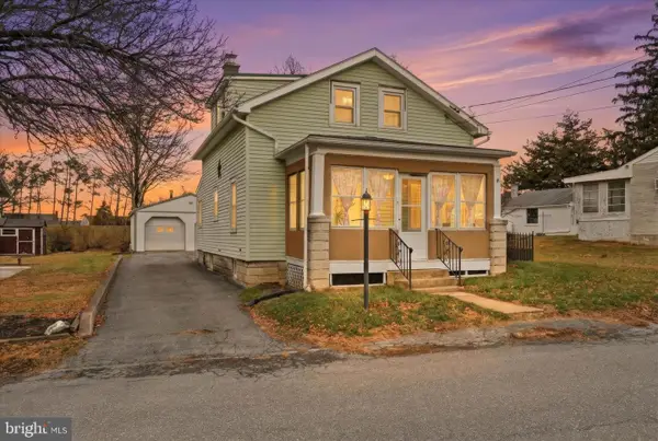 433 Elwyn Ter, MANHEIM, PA 17545