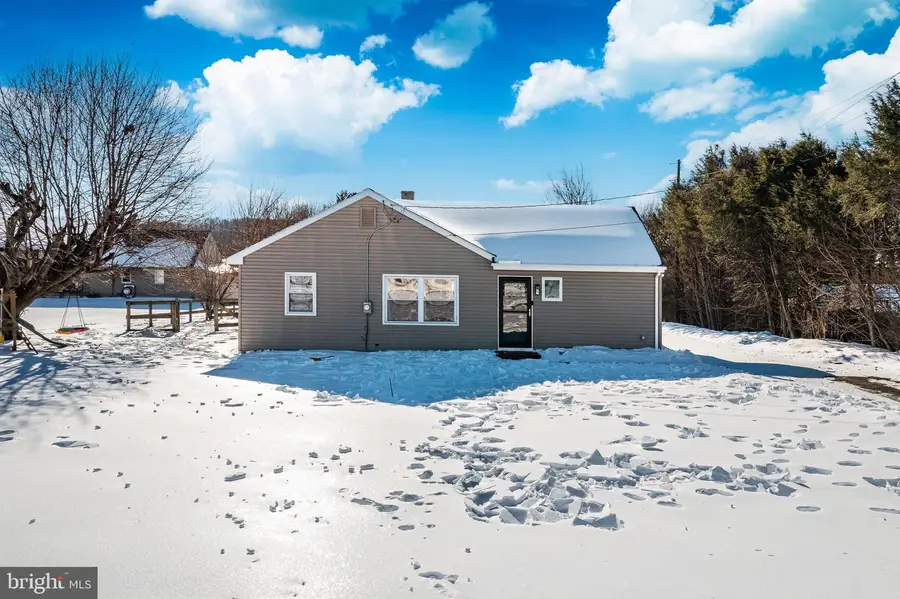 124 Sadsbury Ave, Christiana, PA 17509 - #2