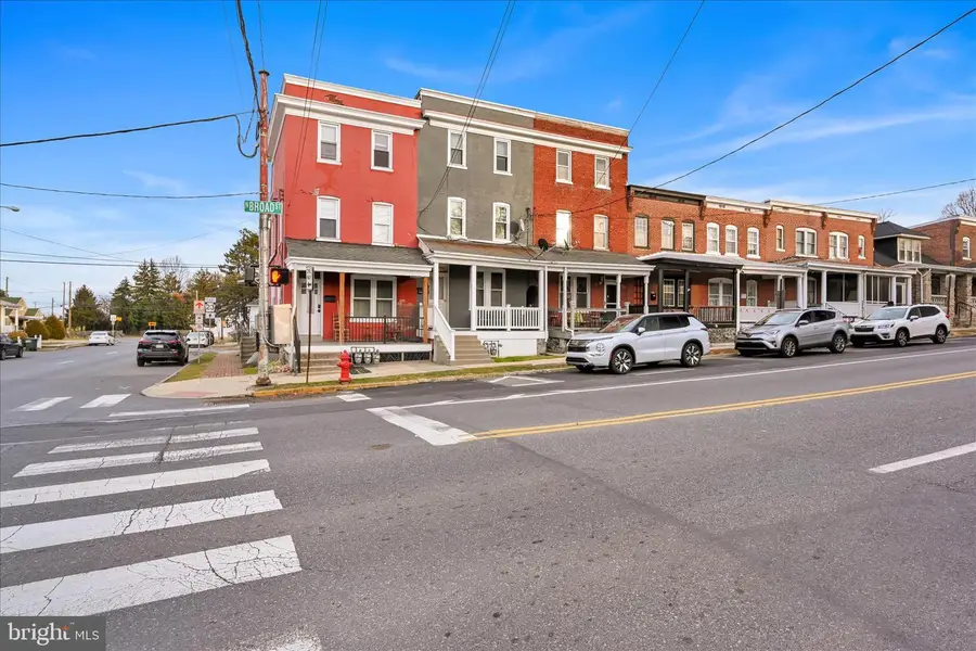 153 N Broad St, Lancaster, PA 17602 - Image #2