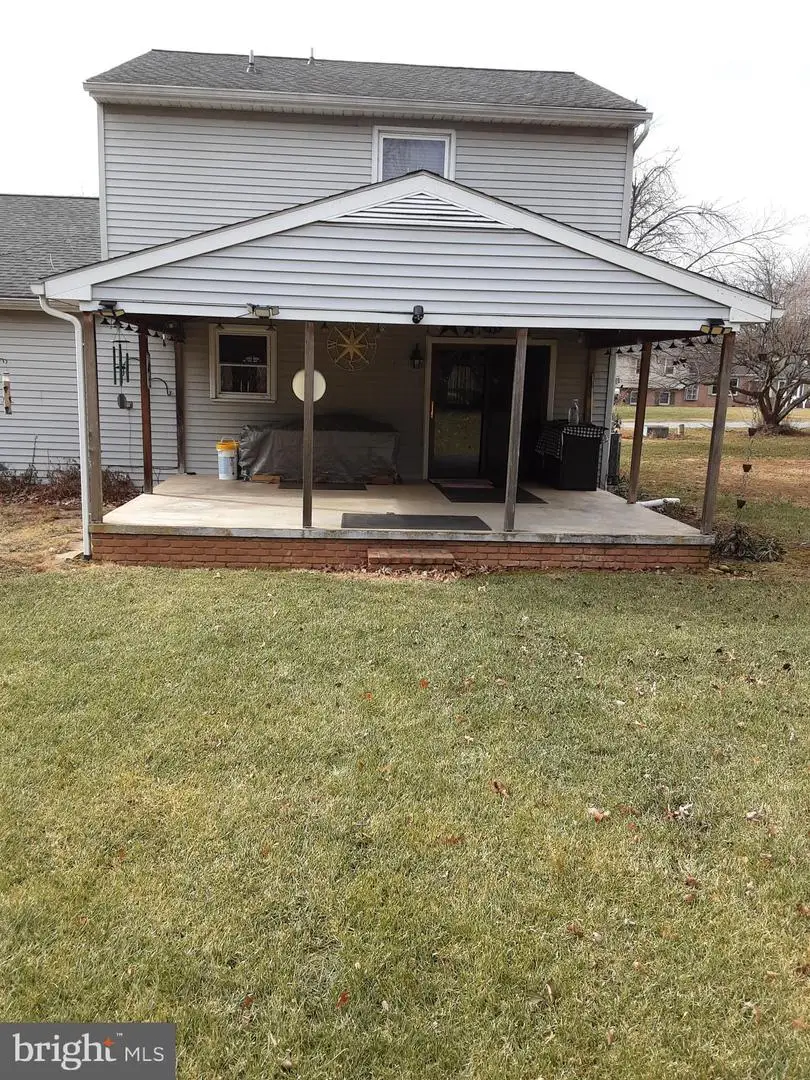 385 Hollyann Dr, Landisville, PA 17538 - Image #2