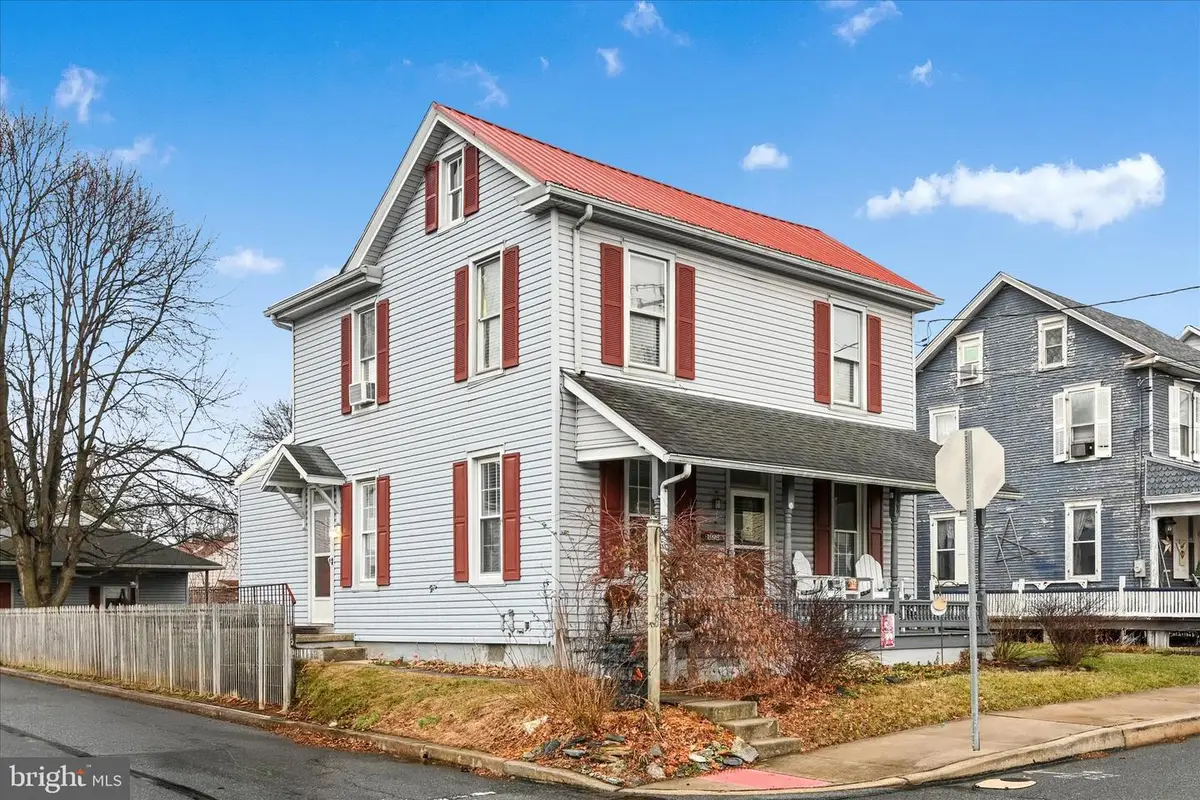 128 S Barbara St, Mount Joy, PA 17552 - Image #1