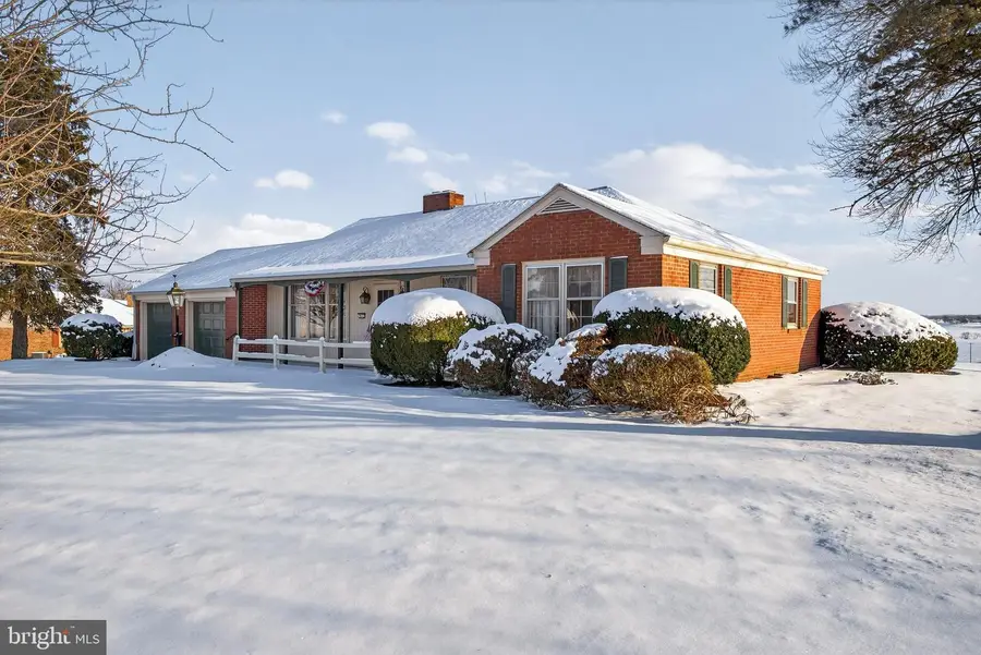 922 Penn Grant Rd, Lancaster, PA 17602 - Image #3