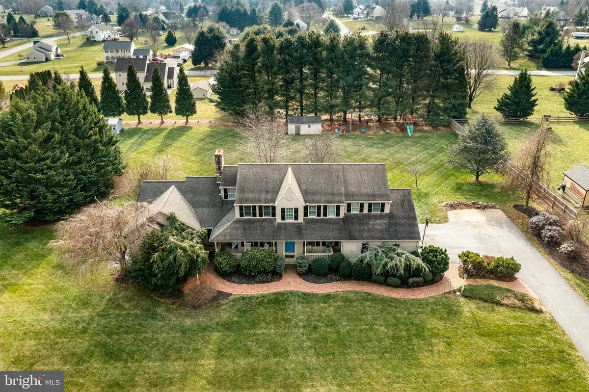 683 Cloverfield Dr, Narvon, PA 17555 - Image #1