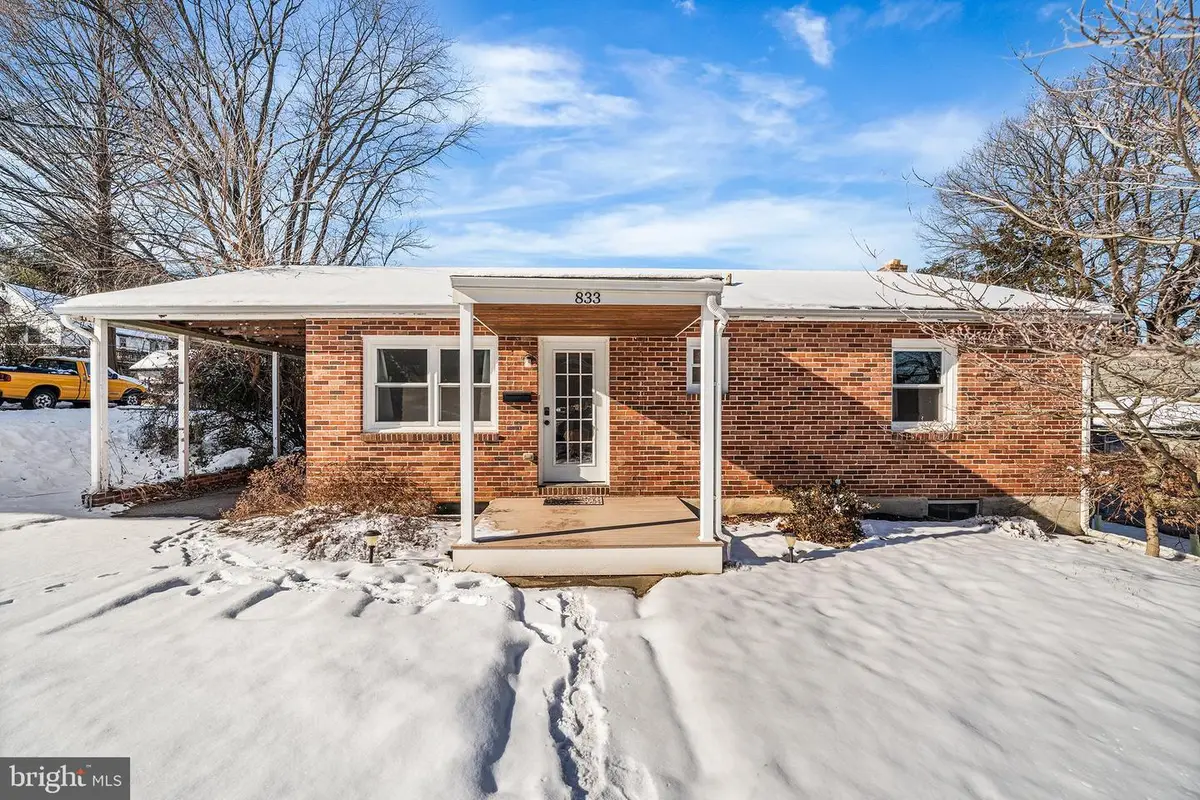 833 Wabank St, Lancaster, PA 17603 - Image #1