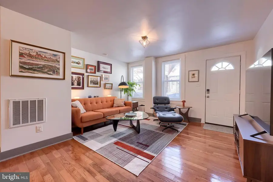 33 N Mary St, Lancaster, PA 17603 - Image #2