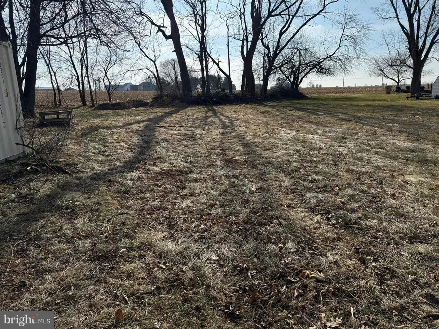 2318 Rockvale Rd, Lancaster, PA 17602 - Image #2