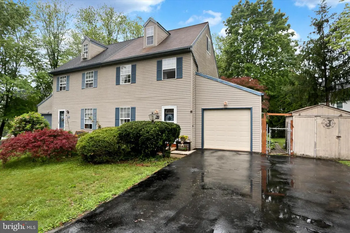183 Stone House Ln, Columbia, PA 17512 - #1