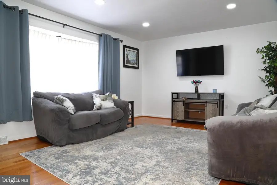 326 E Charlotte St, Millersville, PA 17551 - Image #3