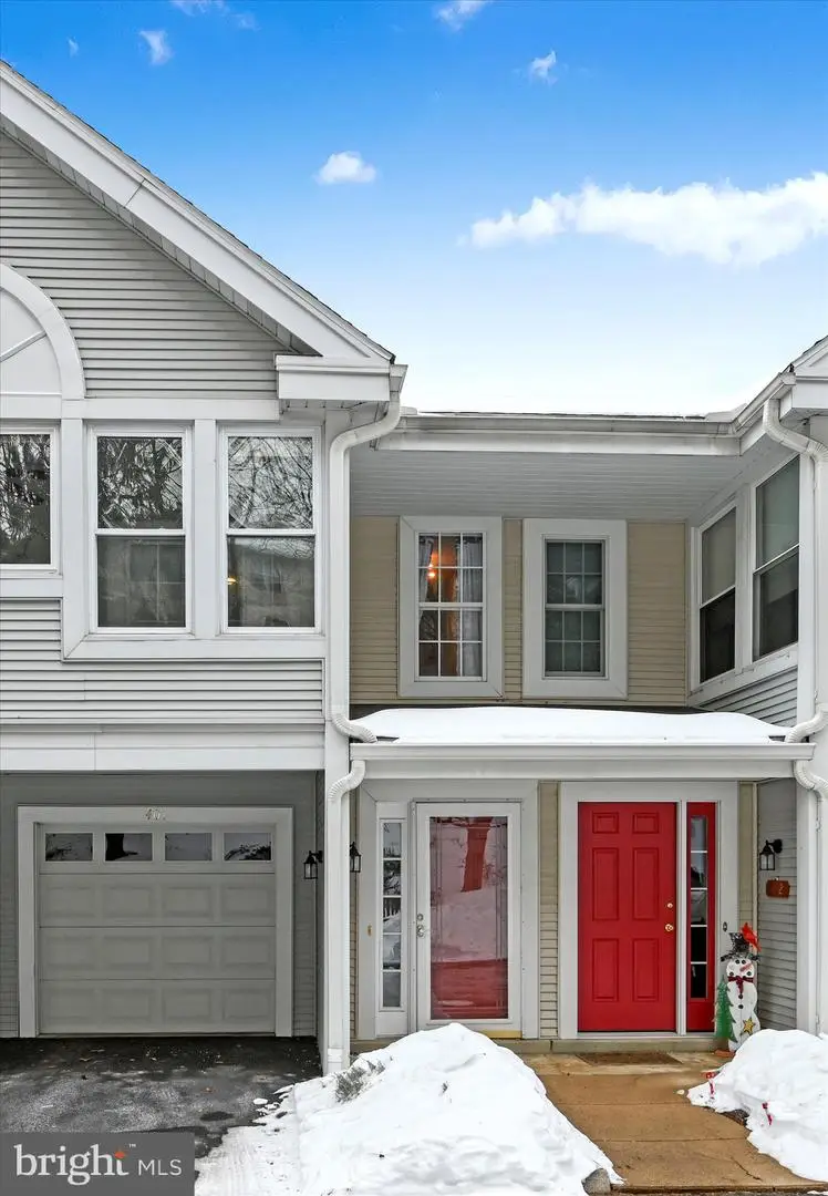 401 Country Place Dr, Lancaster, PA 17601 - Image #2