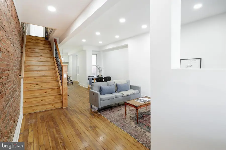 218 E Ross St, Lancaster, PA 17602 - Image #2