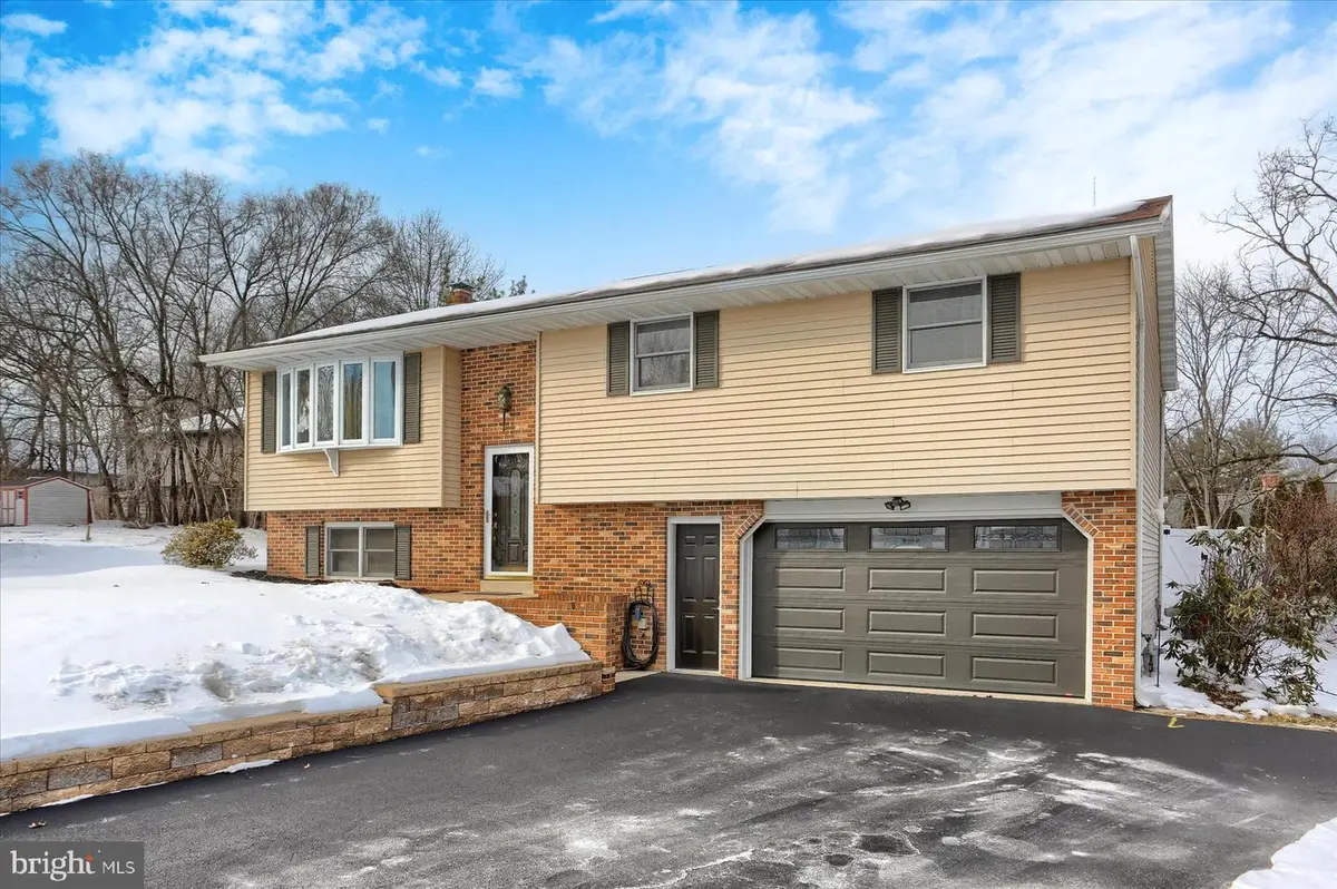 35 Dogwood Cir, Elizabethtown, PA 17022 - #1