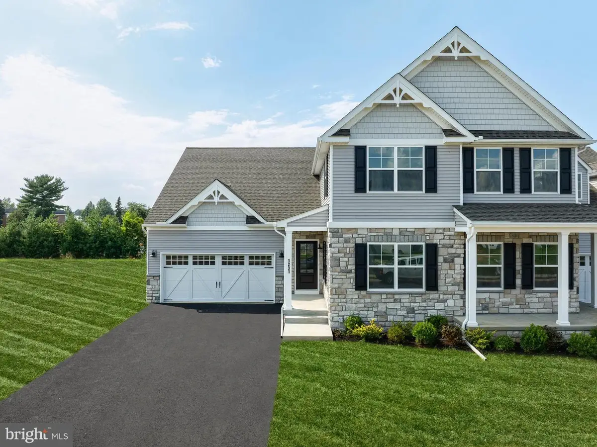 1247 Hershey Ln, Lancaster, PA 17601 - Image #1