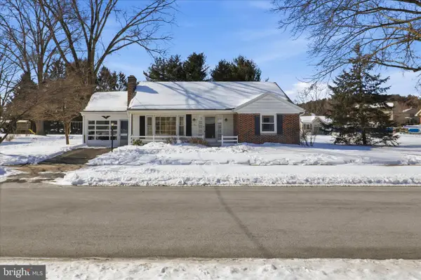 186 N Laurel St, MANHEIM, PA 17545