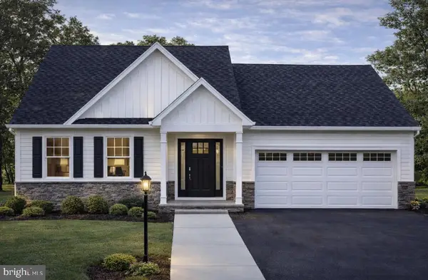 233 Pilgrim Dr, LANCASTER, PA 17603