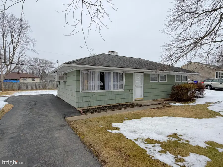 1931 Wabank Rd, Lancaster, PA 17603 - #2