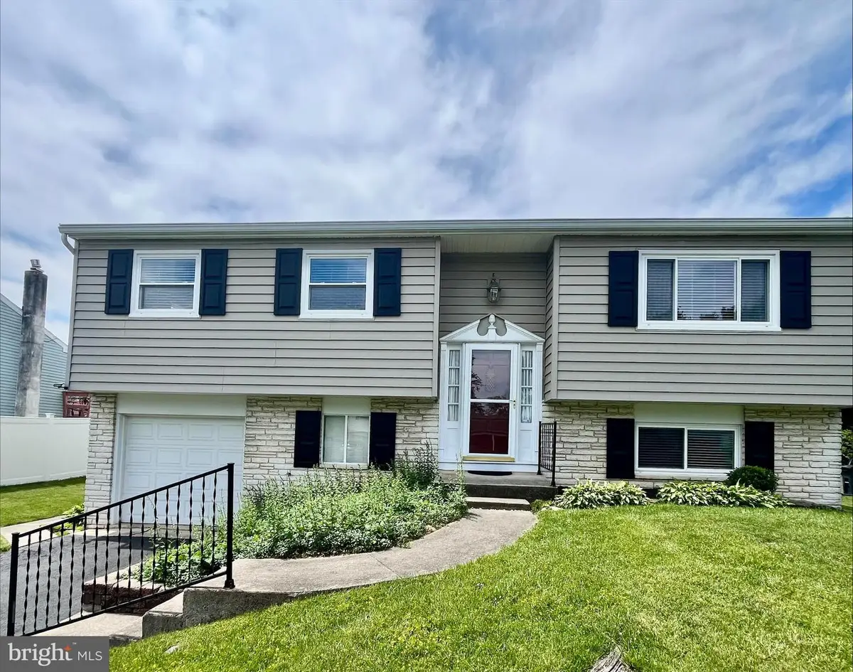 1942 Split Rock Rd, Lancaster, PA 17601 - #1