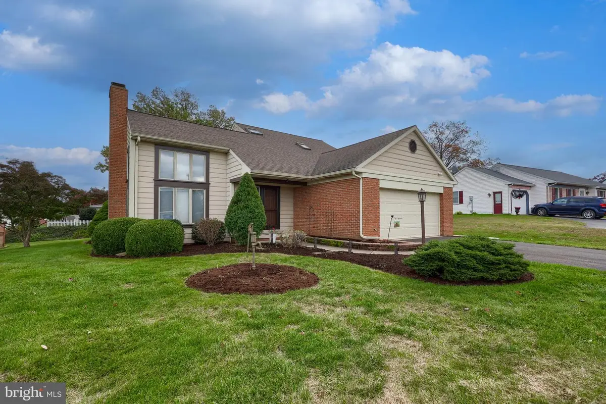 113 Florentine Dr, Willow Street, PA 17584 - #1