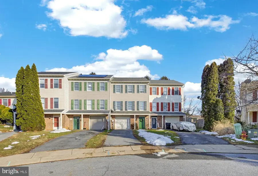 129 Townhouse Ln, Lancaster, PA 17603 - #2