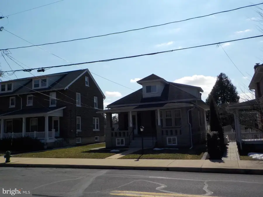 368 Donegal Springs Rd, Mount Joy, PA 17552 - #2