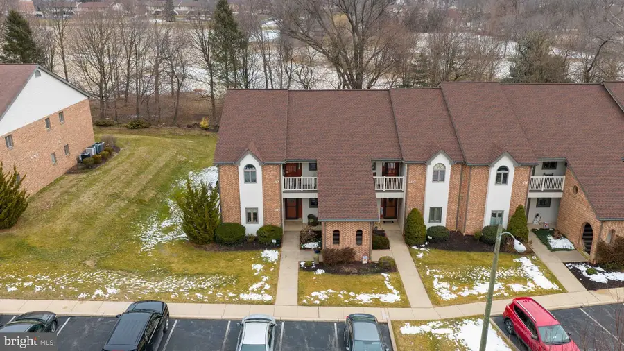 225 Black Oak Dr, Lancaster, PA 17602 - #2