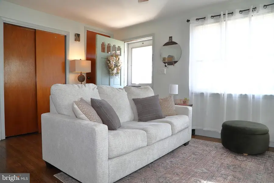 40 Lime St, Ephrata, PA 17522 - #2