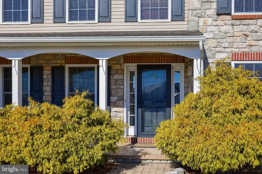 40 Creekview Dr, Paradise, PA 17562 - #2