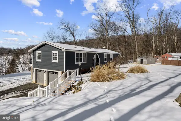 108 Red Well Rd, NEW HOLLAND, PA 17557