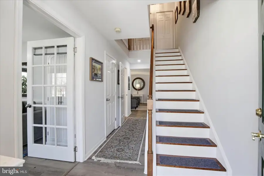 130 Oak Knoll Cir, Millersville, PA 17551 - #3