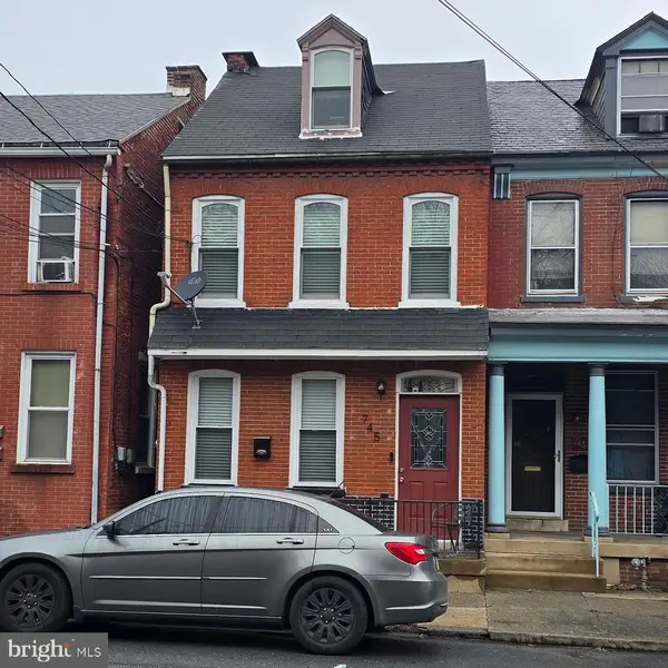 745 Manor St, LANCASTER, PA 17603