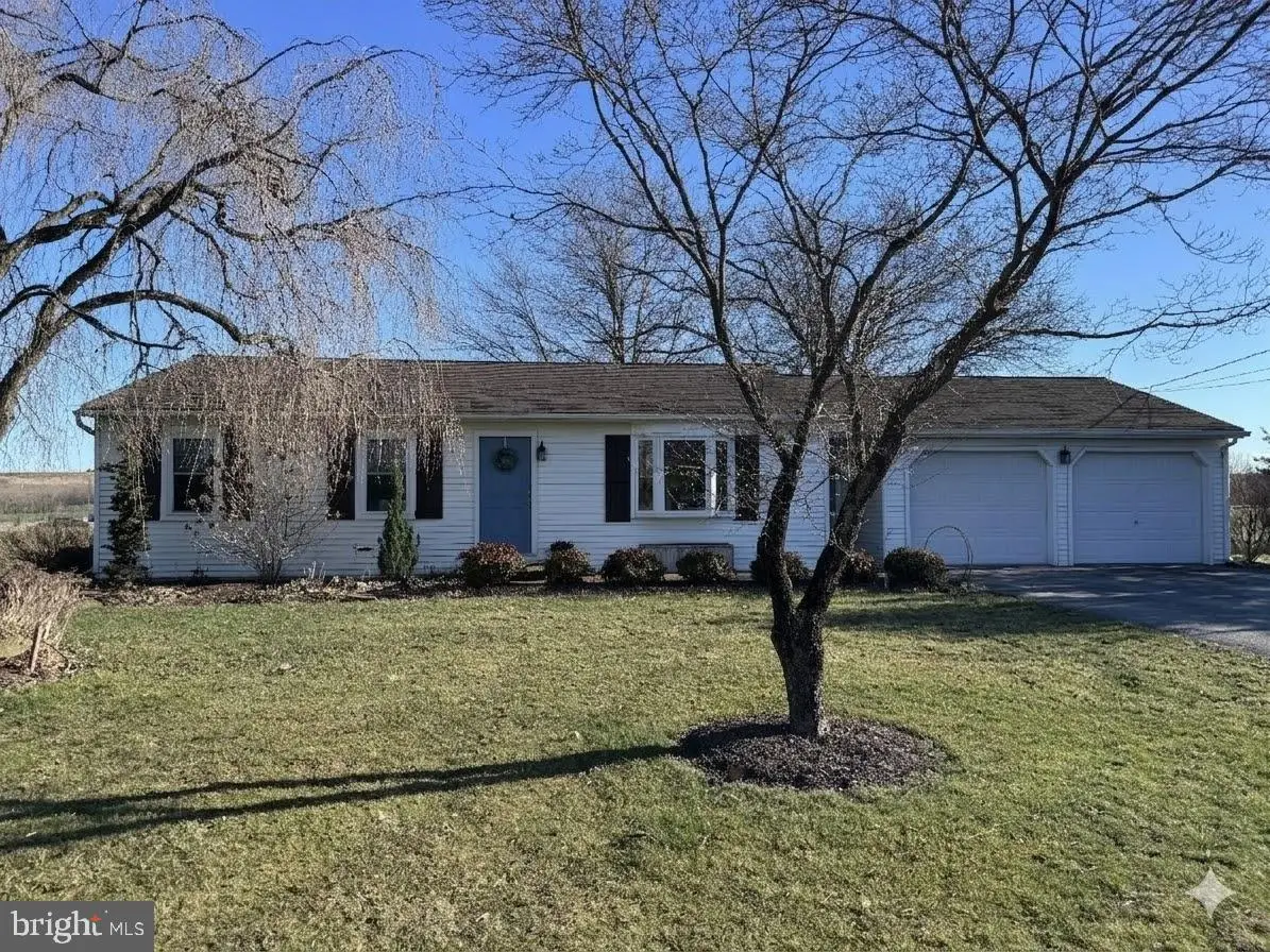 8261 Elizabethtown Rd, Elizabethtown, PA 17022 - #1