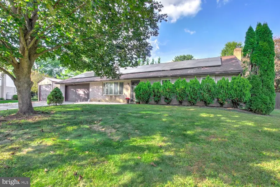 912 Perry Rd, Lititz, PA 17543 - #3