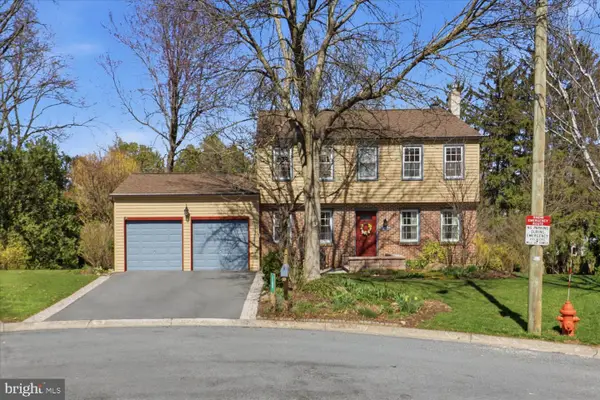 3309 Caroline Dr, EAST PETERSBURG, PA 17520