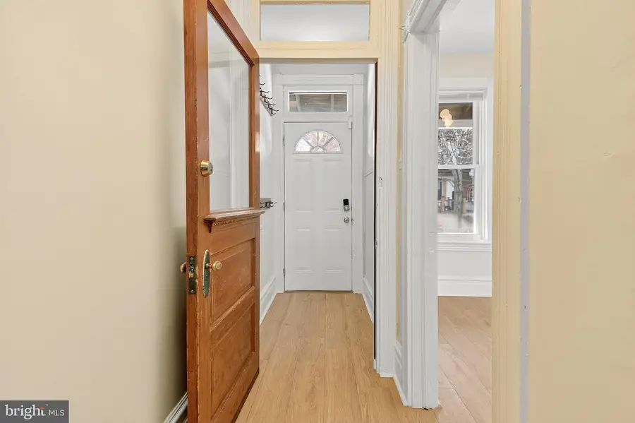 239 Elm St, Lancaster, PA 17603 - #3