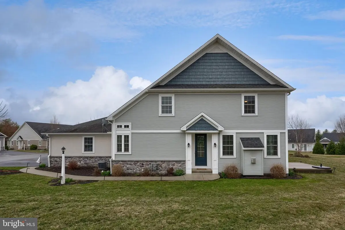 221 Sawgrass Dr, Millersville, PA 17551 - #1