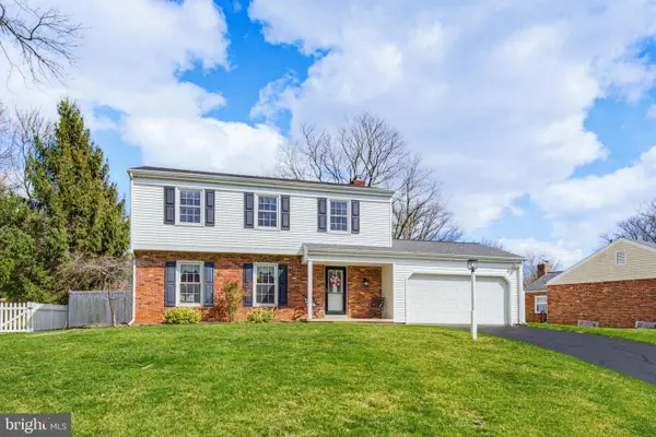 1719 Santa Barbara Dr, LANCASTER, PA 17601